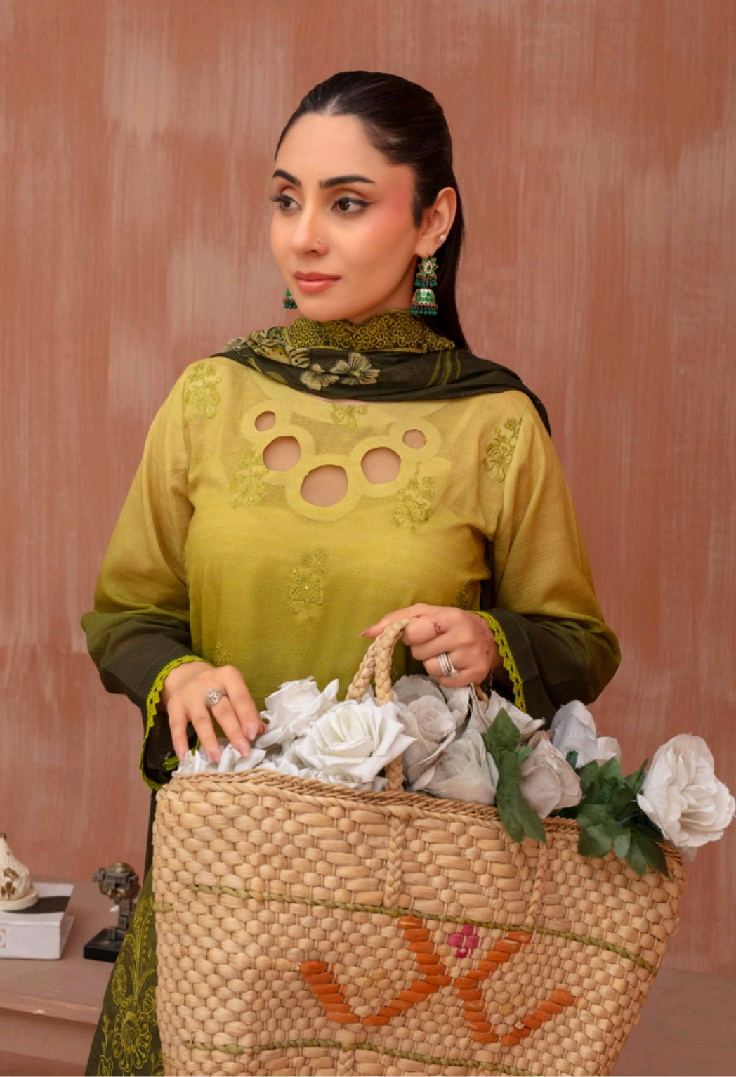 Lawn slub doria tie and dye embroidered shirt,back and fancy work ,printed voile dupatta with comfort trouser